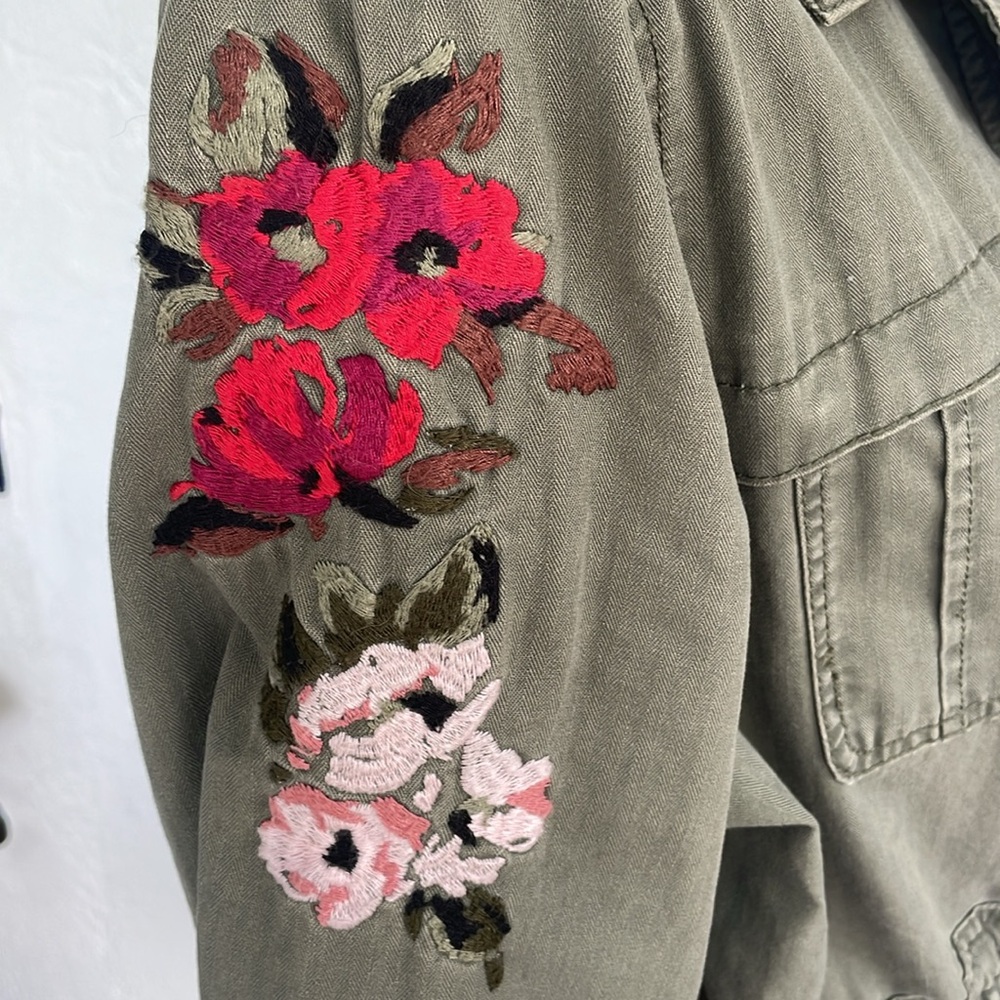 A new day Olive Green & Floral Embroidery Sleeve Cotton Jacket Sz Large - Picture 7 of 9
